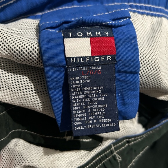 NEVER WORN. NWOT Men’s Tommy Hilfiger Bathing Suit. - Picture 4 of 6